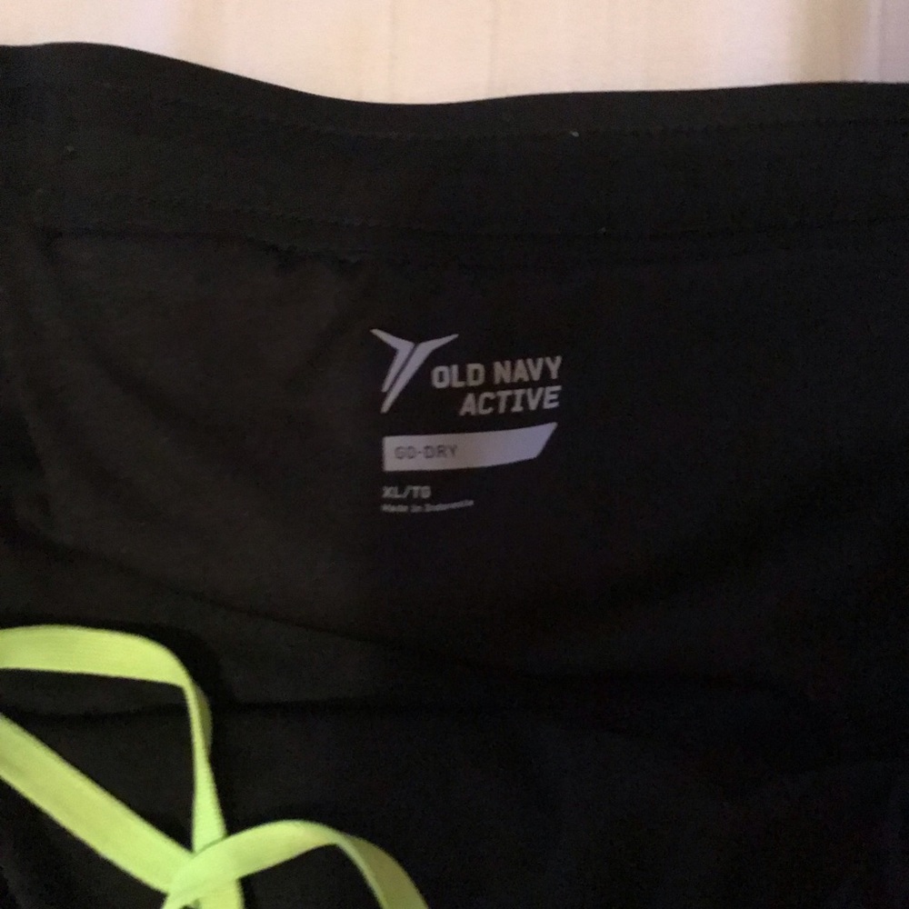 Running shorts - Picture 2 of 2